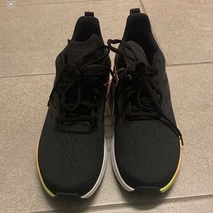 Adidas Response Super running shoes - size 11 Women 10 Men